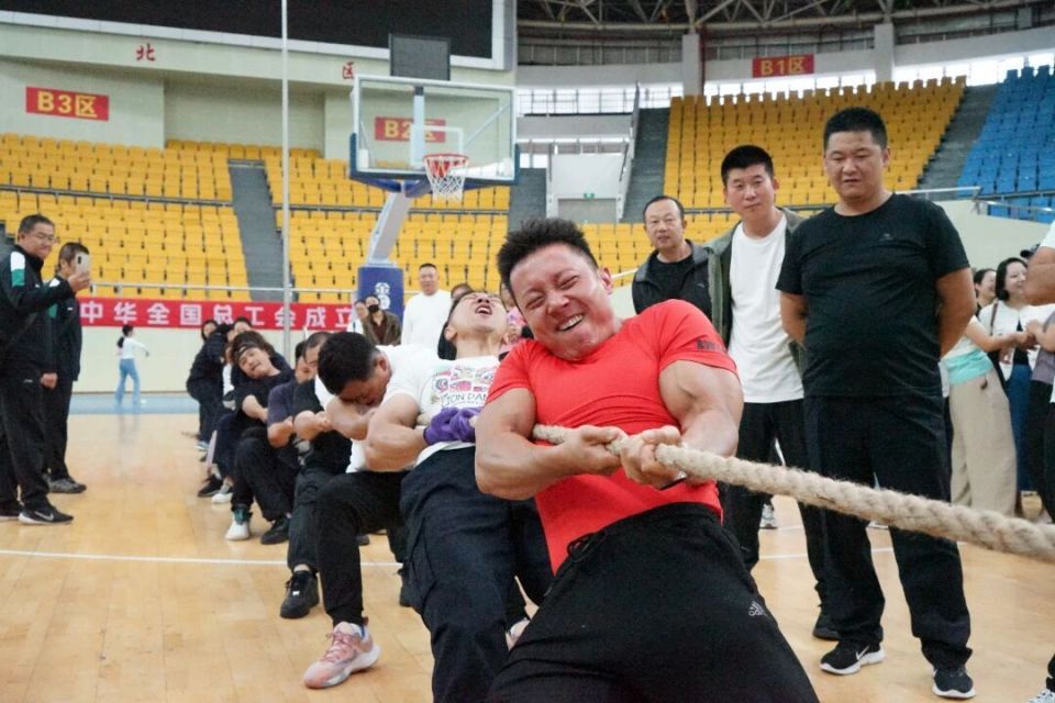 共吸引了 共吸引了